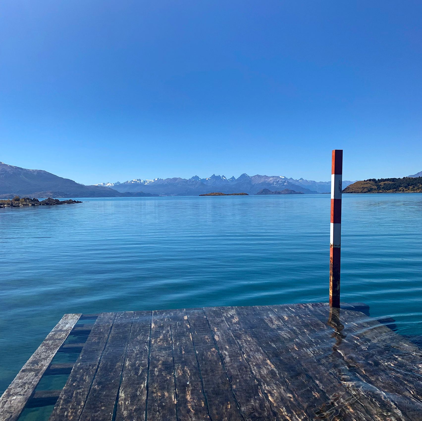 Argentine border post gate